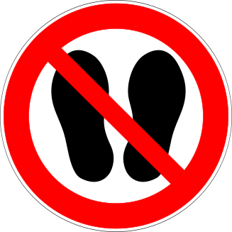 Interdiction - Défense d’entrer avec des chaussures.png