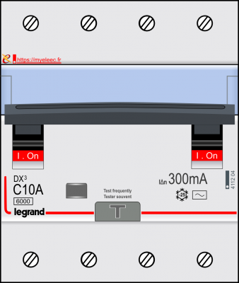 Disjoncteur différentiel Legrand C10A - 300mA - 4 112 O4 ON.png